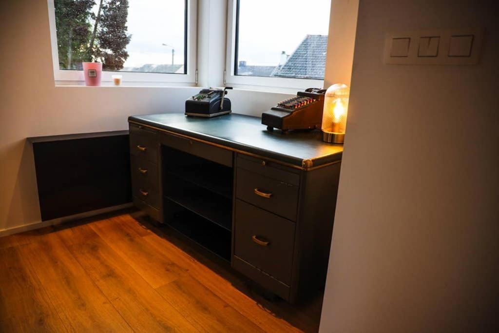 Amazon Corten Marche-en-Famenne Exteriör bild